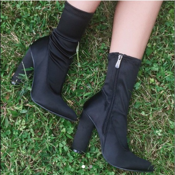 Black booties - Picture 2 of 2